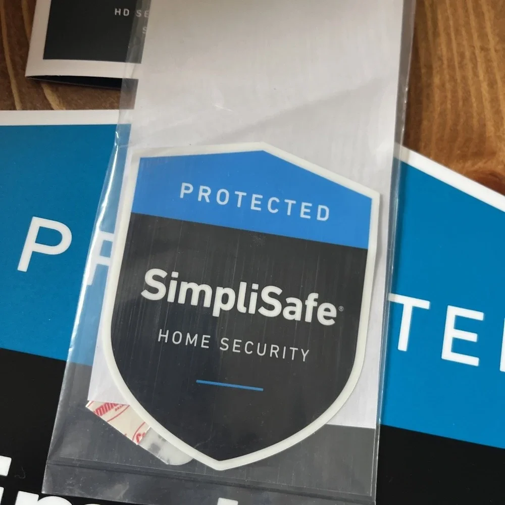 NEW IN BOX - SimpliSafe Yard Sign, Stake and Window Decal Set Of 2 Security